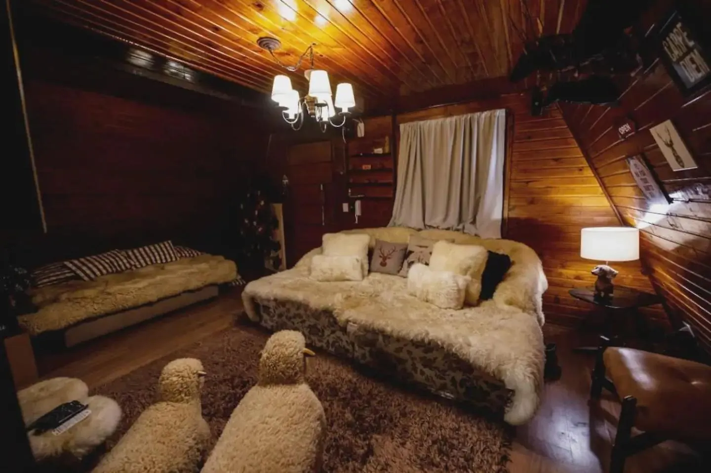 Chalet Com Jacuzzi Sauna Lareira E Telao Cinema Campos do Jordao Villa