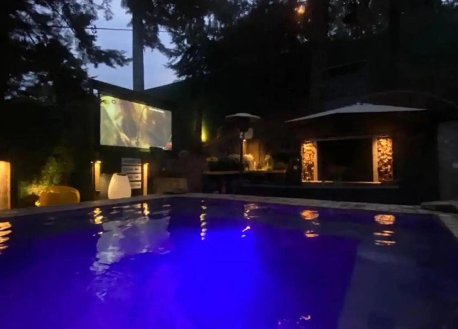 Villa Chalet Com Jacuzzi Sauna Lareira E Telao Cinema Campos do Jordao